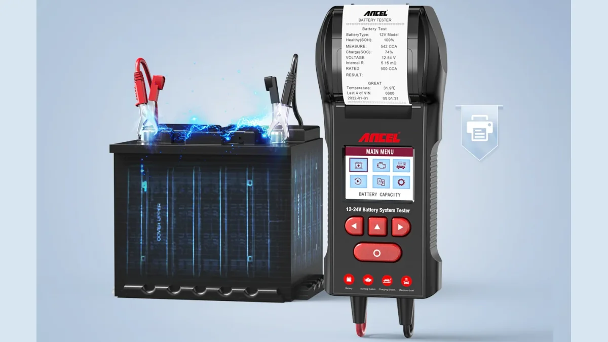 ANCEL BST600 cihazının 12V kurşun-asit araç aküsüne bağlı test görünümü